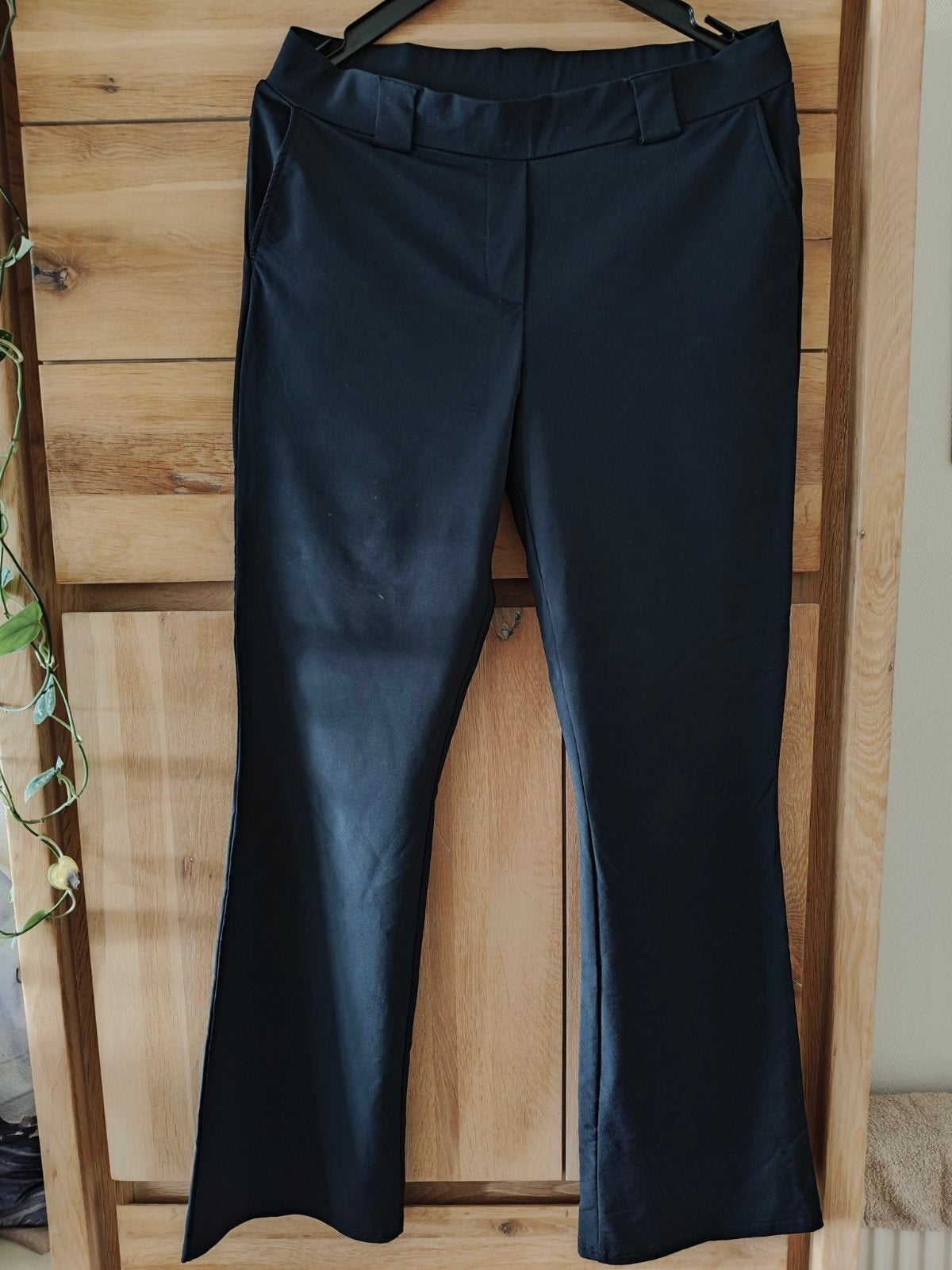 Zwarte &Co Woman Penelope Flare Pantalon Maat 42/44, Zwart, Maat 42/44 (L), &Co Woman, Ophalen of Verzenden