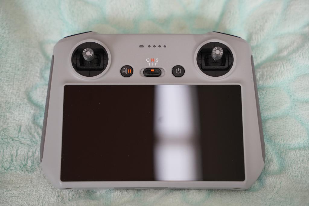 DJI RC-RM330 Smart Controller, Ophalen of Verzenden, Zo goed als nieuw