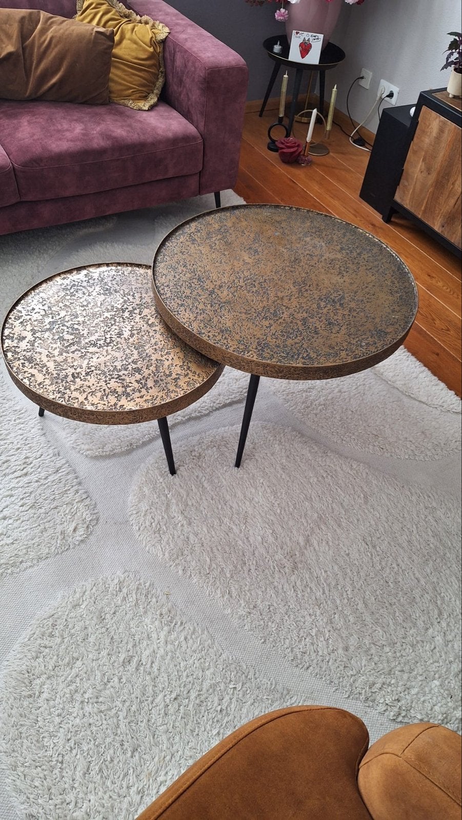 Set van 2 ronde bijzettafels, goudkleurig, Huis en Inrichting, Ophalen, 50 – 75, Minder dan 50 cm, Gebruikt