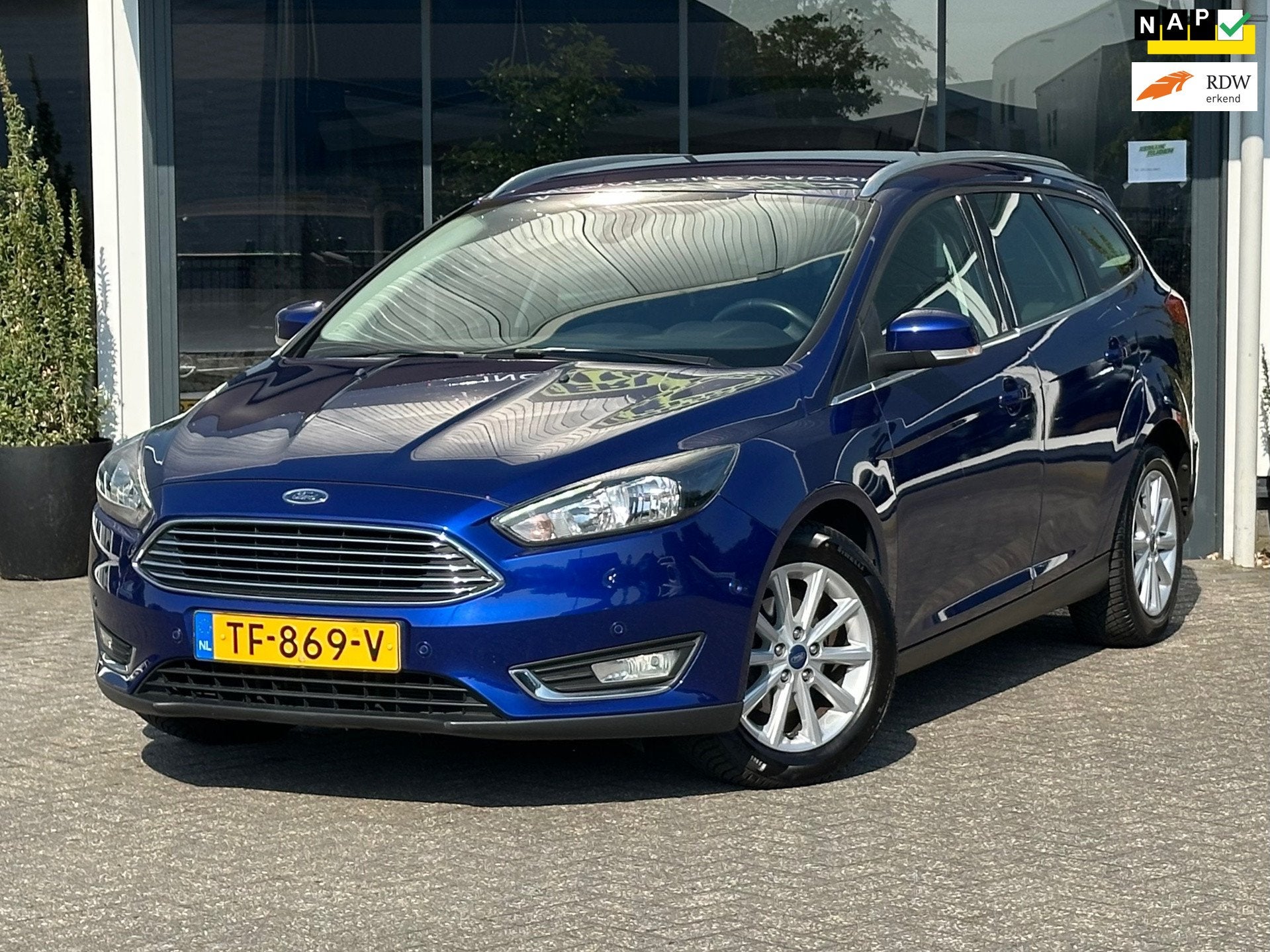 Ford Focus Wagon 1.0 Titanium / Uitstekende staat, 125 pk, Gebruikt, Euro 6, Blauw