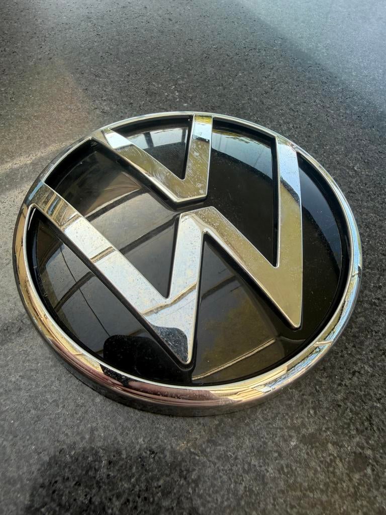 Volkswagen Golf 8 (+) logo achterzijde, Ophalen of Verzenden, Gebruikt, Volkswagen