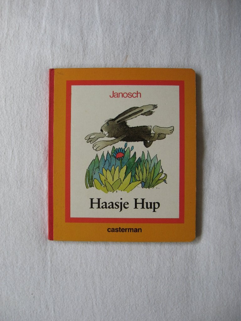 Janosch - Haasje Hup (karton boekje met linnen rug), Boeken, Jongen of Meisje, Ophalen of Verzenden, Zo goed als nieuw, 4 jaar