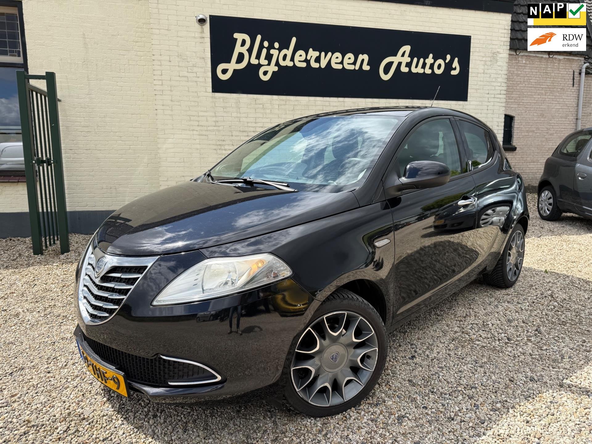 Lancia Ypsilon 1.2 Platinum Airco | Cruise Control| Parkeers, Auto's, Voorwielaandrijving, Euro 5, Gebruikt, 4 cilinders