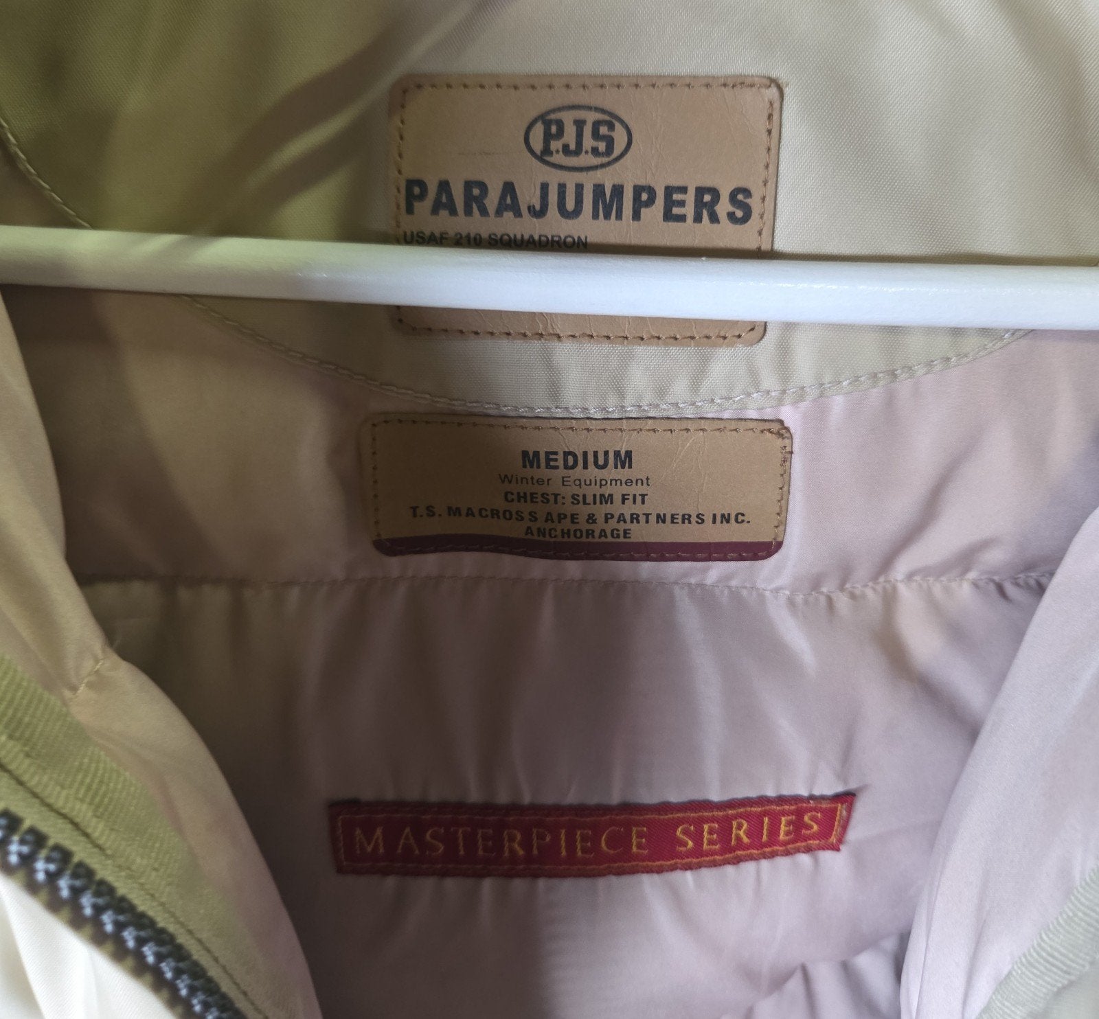 parajumper usaf 210 squadron masterpiece series dames M, Kleding | Dames, Jassen | Winter, Maat 38/40 (M), Beige, Ophalen of Verzenden