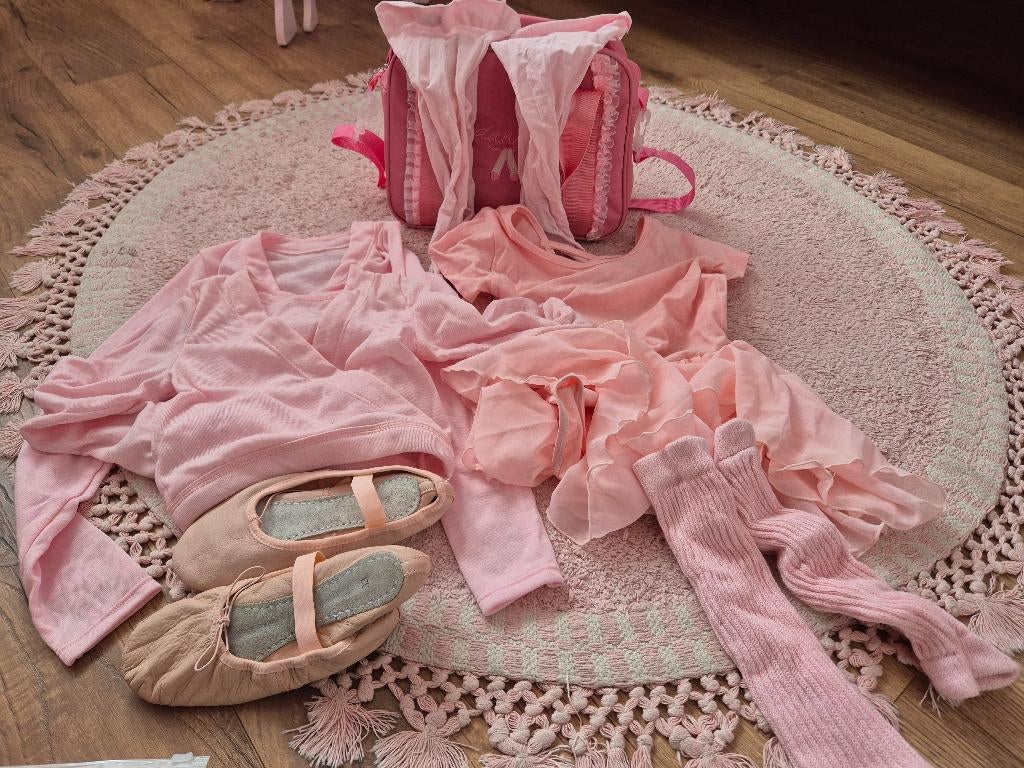 Complete ballet set incl. tas, Ophalen, Zo goed als nieuw