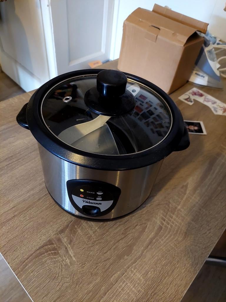 Tristar Rijstkoker met Warmhoudfunctie en Maatbeker, Ophalen of Verzenden, Zo goed als nieuw