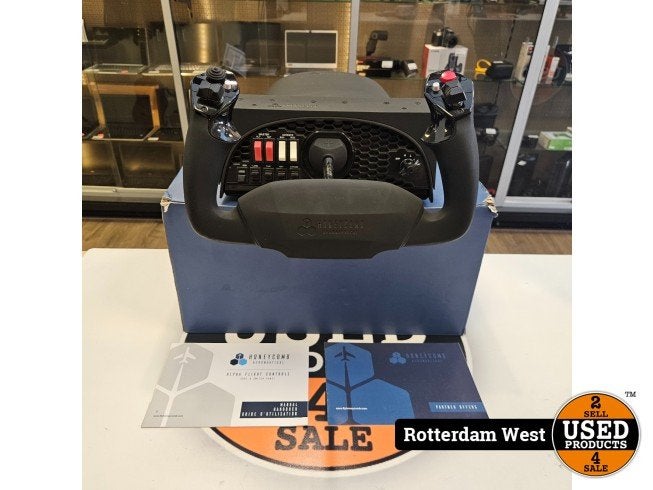 Honeycomb Alpha Flight Controls - Yoke & Switch Panel, 3com, Zo goed als nieuw, Support@3com.com, 1501 Page Mill Road
Palo Alto, CA 94304
United States