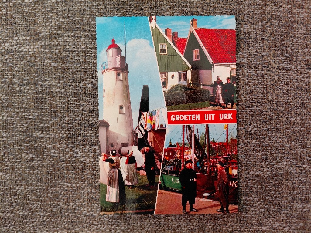 Urk, drieluik, Vuurtoren, klederdracht, gelopen,1976, Verzenden, 1960 tot 1980, Gelopen, Stad of Dorp