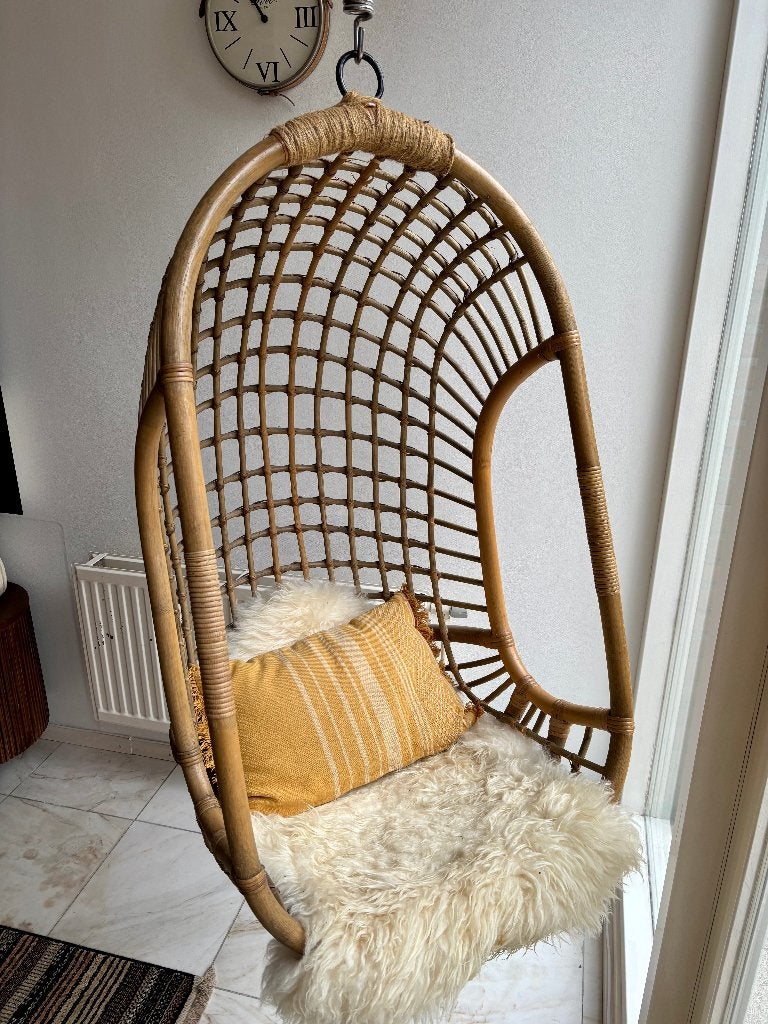 Rotan hangstoel met frame incl. veer en plafondbevestiging, Ophalen, Gebruikt, Bruin, Metaal