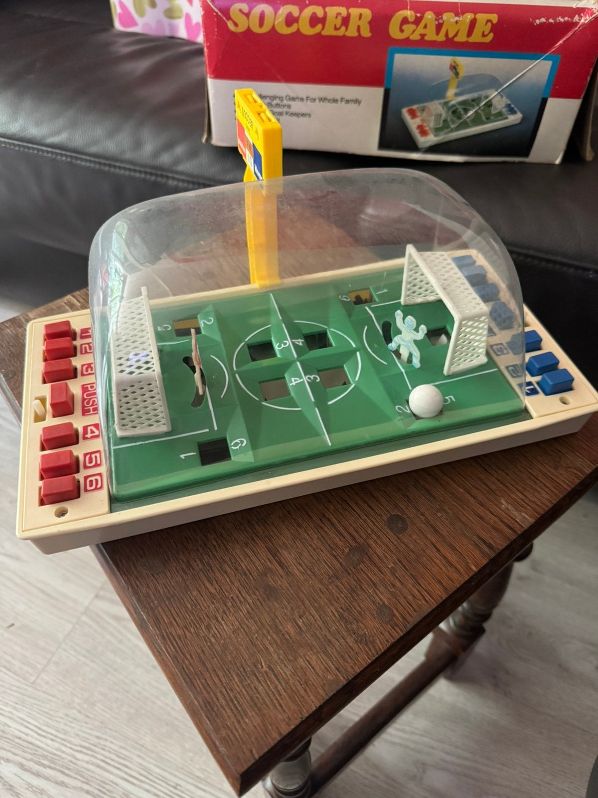 Soccer game uit de jaren 60, Antiek en Kunst, Ophalen