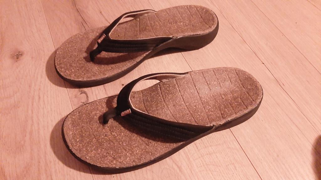 Sole slippers met kurk voetbed, maat 41, Slippers, Ophalen of Verzenden, Gedragen, Sole