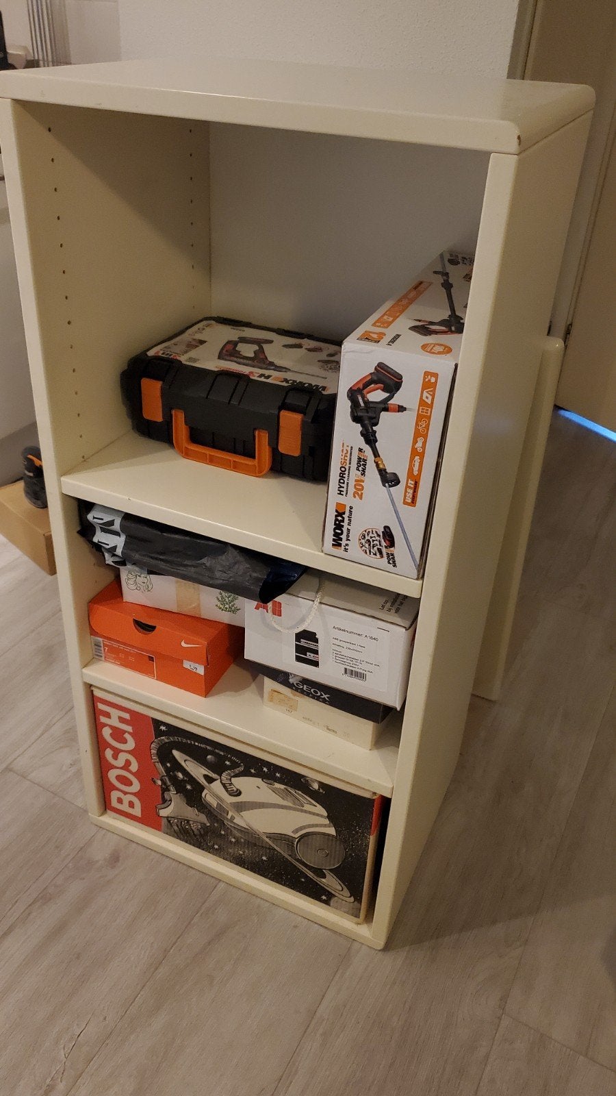 Goede kwaliteit opbergkast 120h x 57b x 42d, Ophalen, Met plank(en), Gebruikt, 100 tot 150 cm