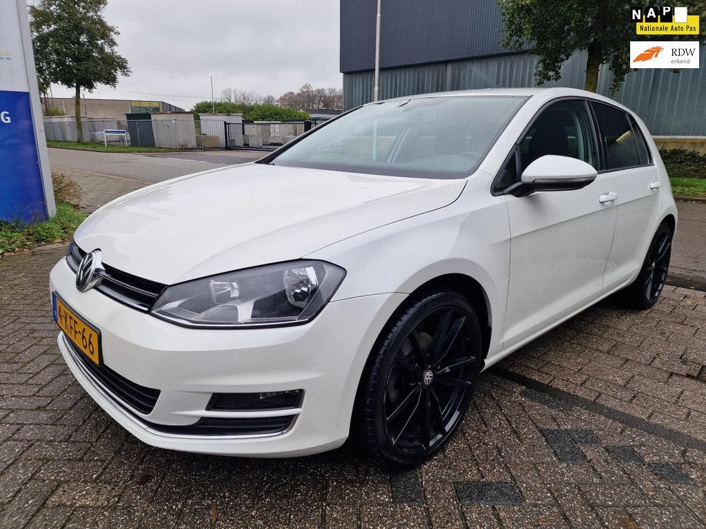 Volkswagen Golf 1.4 TSI Highline Automaat, Apk, Nap, Zeer go, Auto's, Volkswagen, Euro 5, Gebruikt, Zwart, 4 cilinders