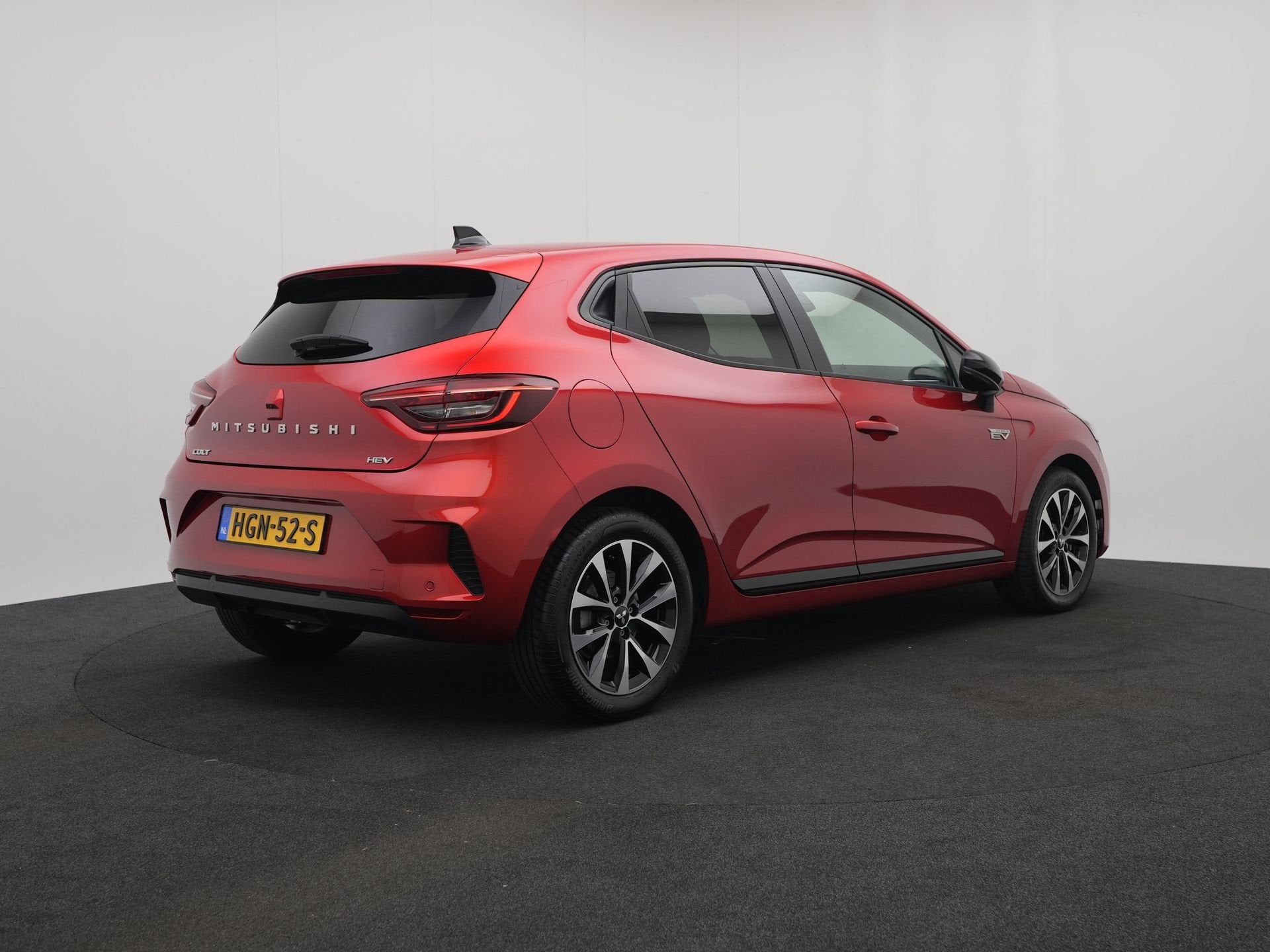 Mitsubishi Colt 1.6 HEV Intense | NL Auto | Achteruitrijcame, 12 maanden, Stof, Gebruikt, Colt
