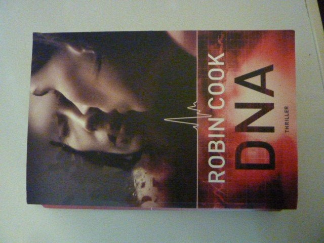 Robin Cook - DNA, Verzenden, Zo goed als nieuw, Amerika