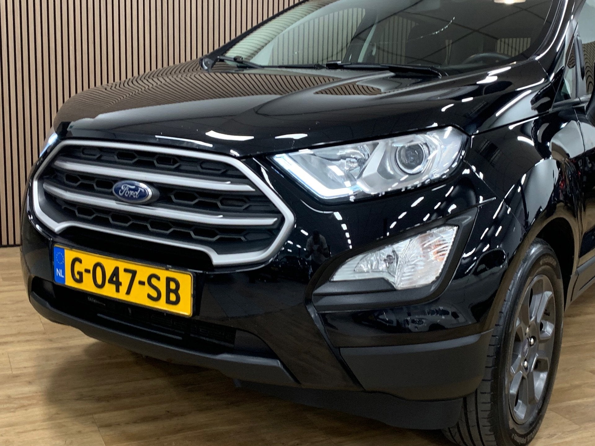 Ford EcoSport 1.0 EcoBoost Trend Ultimate|Camera|Navigatie|9, Auto's, Ford, Voorwielaandrijving, Gebruikt, Ecosport, Zwart