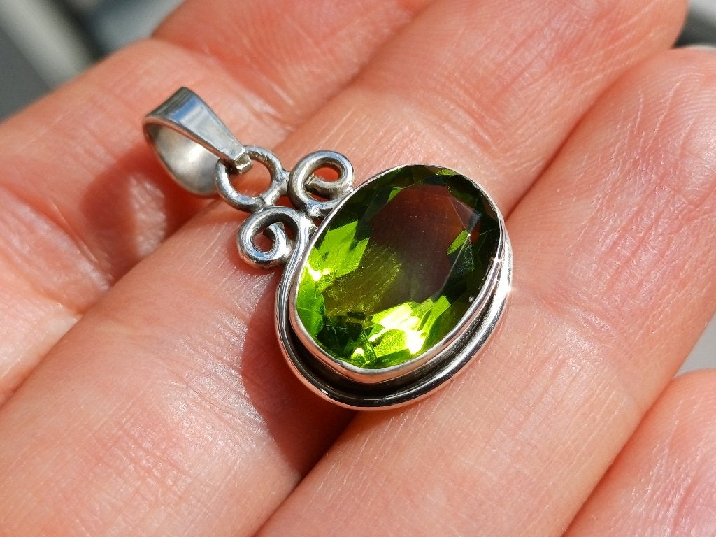 Vanoli 925 zilveren kettinghanger met peridot, Vanoli, Amsterdam, Nieuw, Ophalen of Verzenden