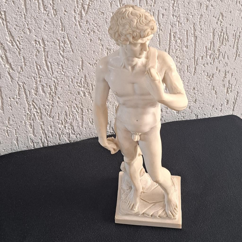 ANTIEKE STAANDE BEELD, Ophalen