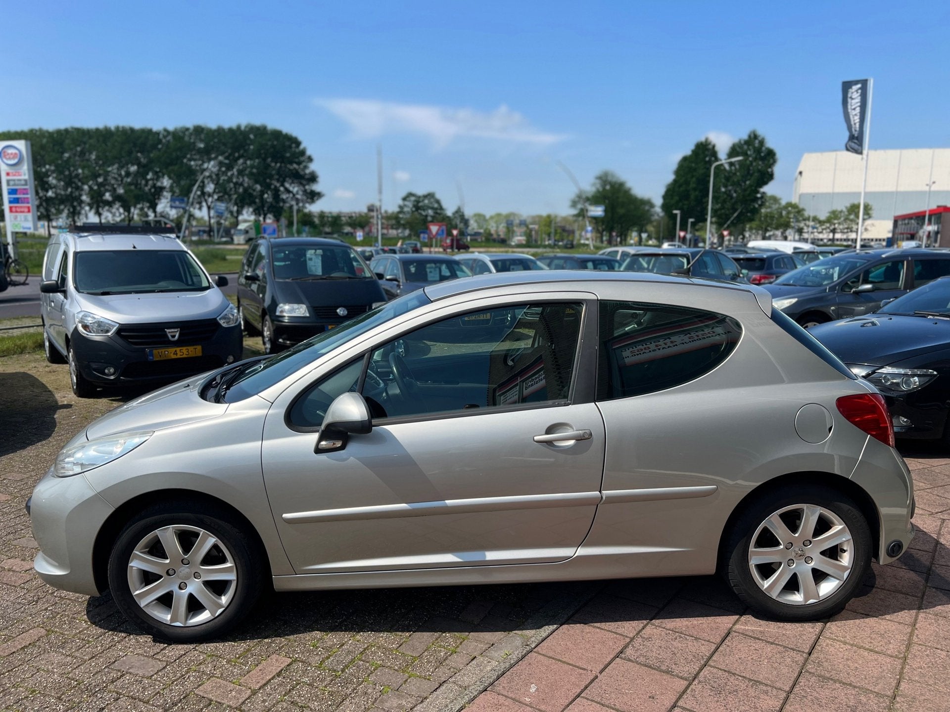 Peugeot 207 1.6 VTi XS Pack - Airco - APK 24-07-2027, Auto's, Voorwielaandrijving, Stof, Gebruikt, Zwart