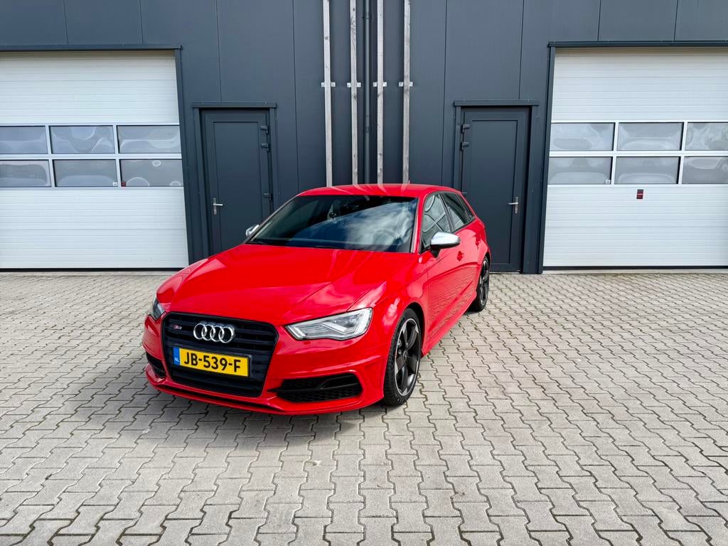 Audi S3 2.0 Tfsi 221KW Sportback Quattro / 1e Eig. / 72dkm!!, Auto's, Audi, Automaat, S3, 4 cilinders, 1984 cc