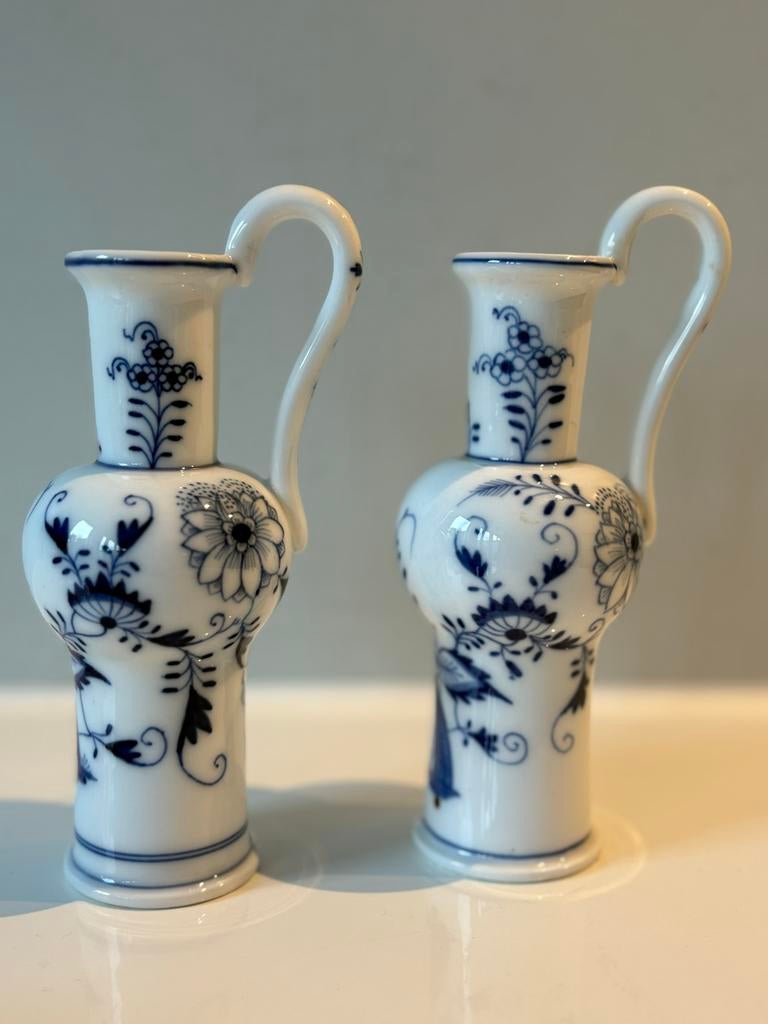 Meissen Blue Onion twee vaasjes, Ophalen of Verzenden