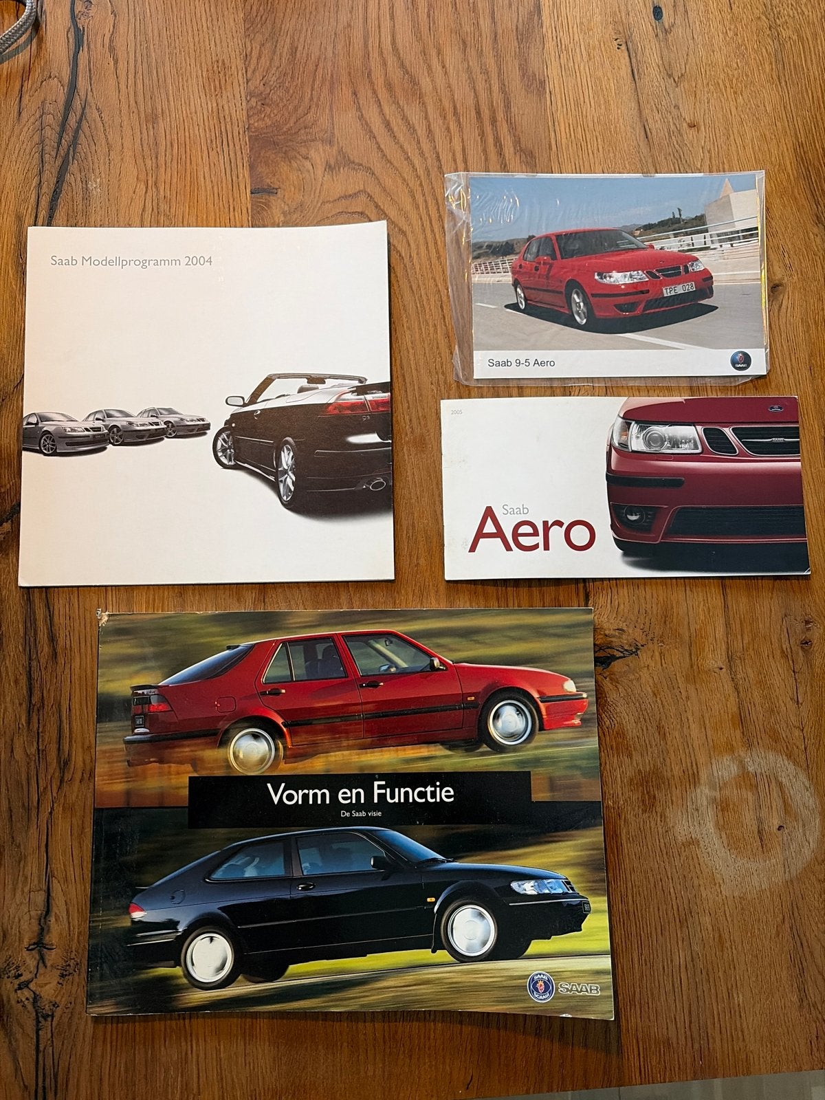 Saab Brochures en Modelprogramma's - Collectie, Ophalen of Verzenden, Gelezen, Overige merken