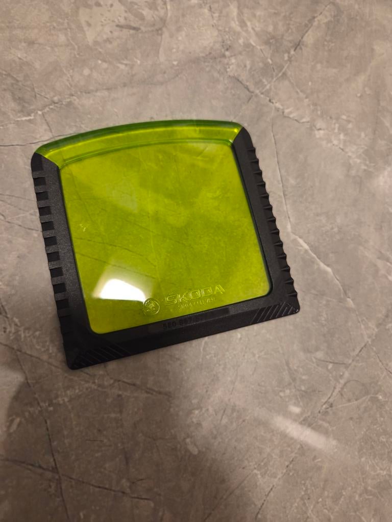 Originele Skoda Ijskrabber, Ophalen of Verzenden
