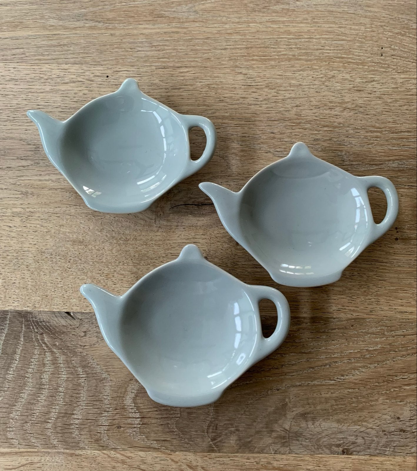 3 theezakjeshouders in de vorm van een theepot, Overige typen, Ophalen of Verzenden, Gebruikt, Grijs