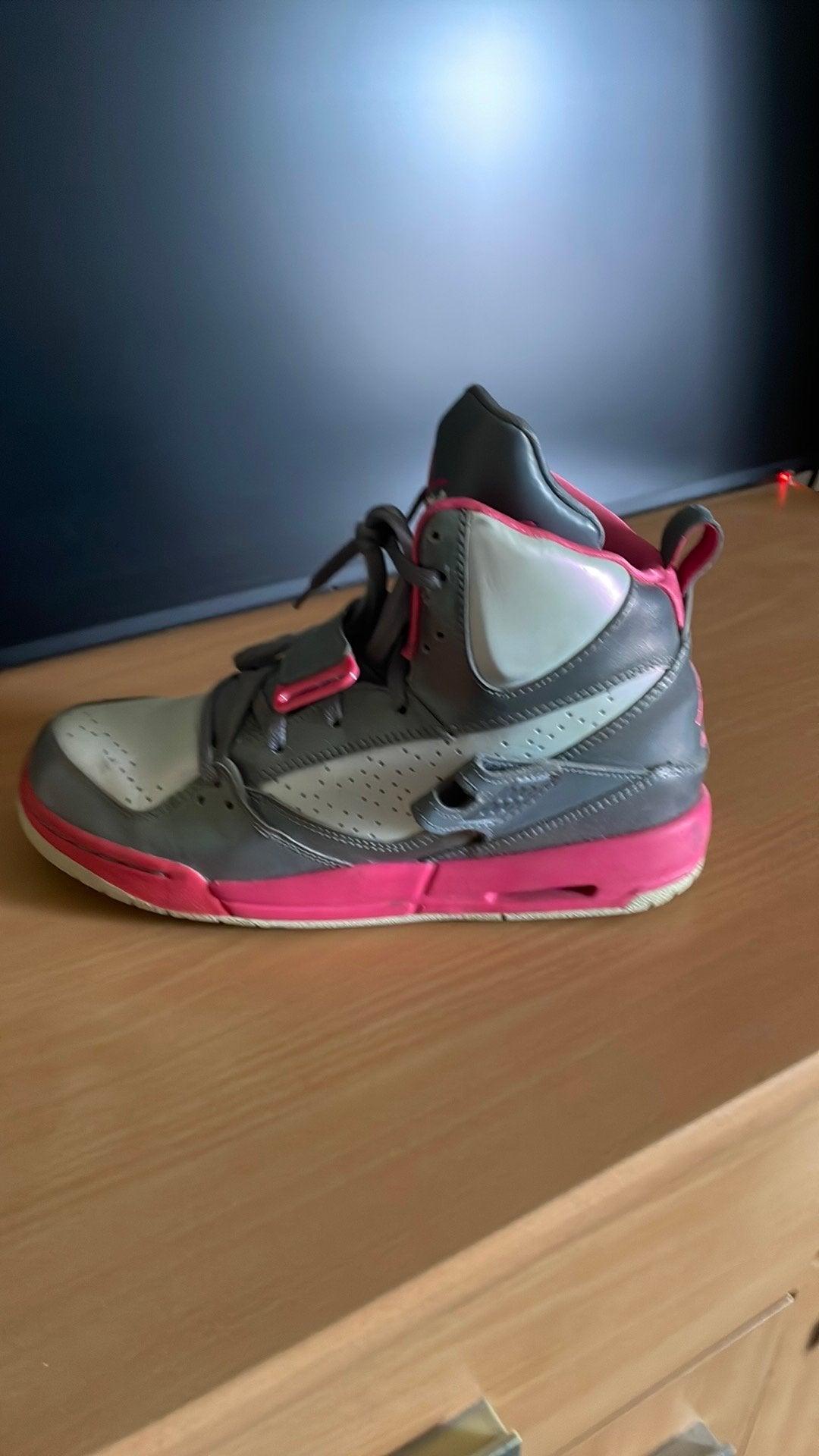 Jordan maat 39, Ophalen of Verzenden, Zo goed als nieuw, Schoenen