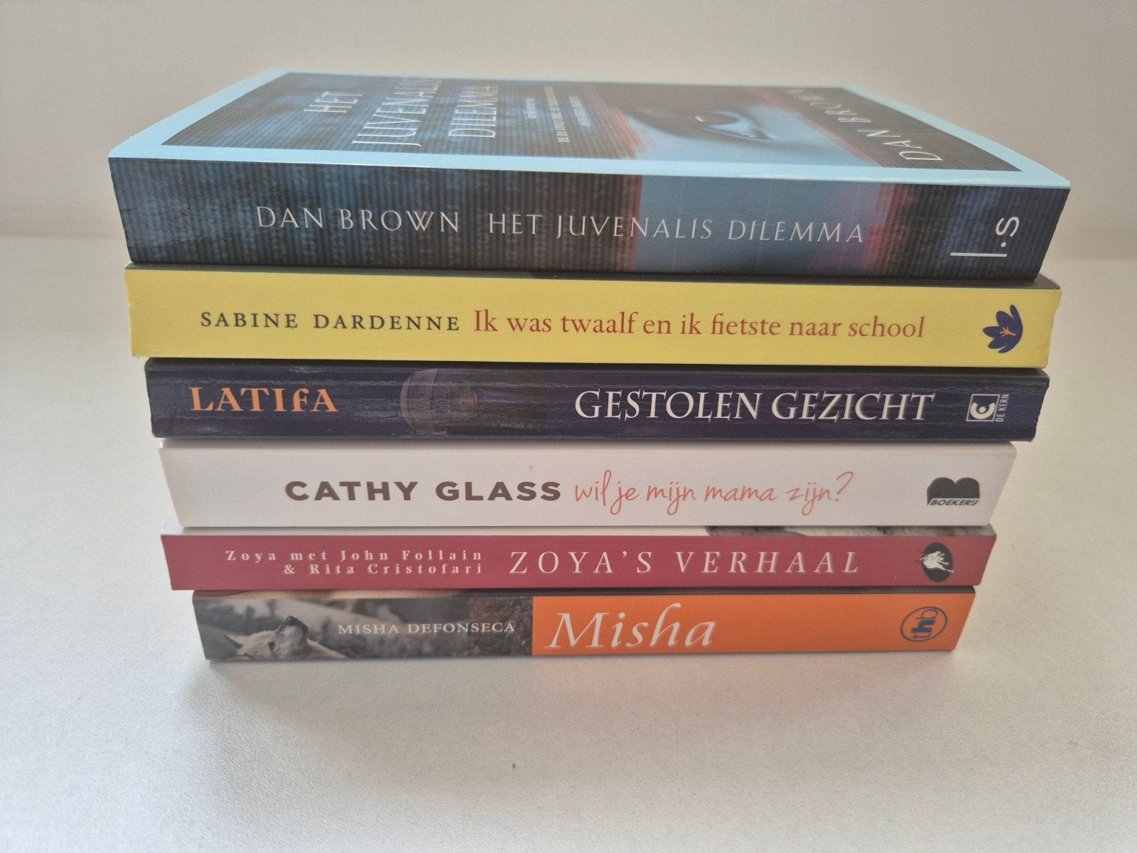 Boeken: Dan Brown, Sabine Dardenne, Latifa, Cathy Glass, Boeken, Ophalen of Verzenden, Gelezen, Dan Brown, Latifa, Cathy Glass, Zoya, Misha Defonseca