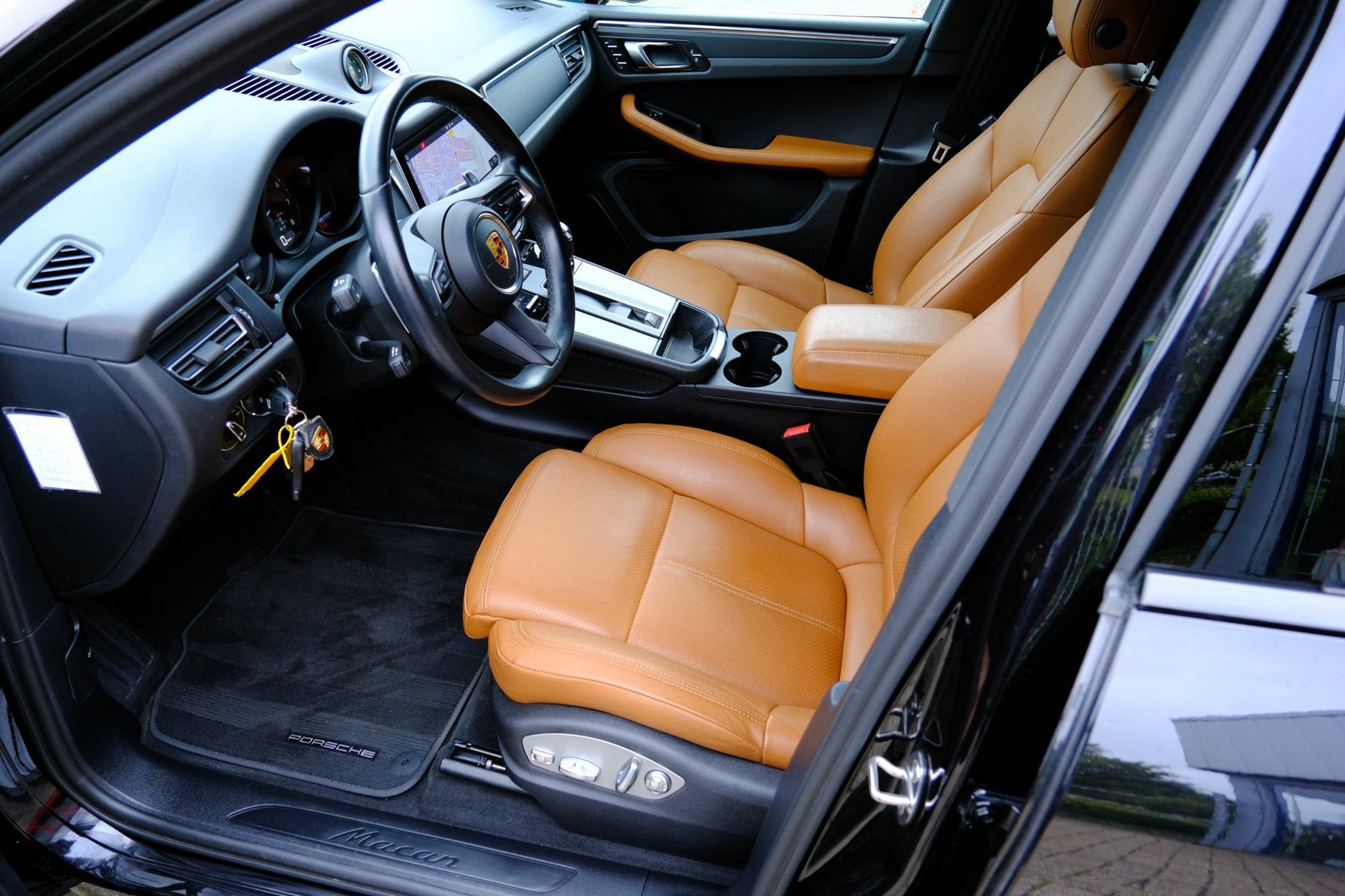 Foto 2 van Porsche Macan 2.0 AWD Aut. Pano|Leder|BOSE|Cam|20"LMV