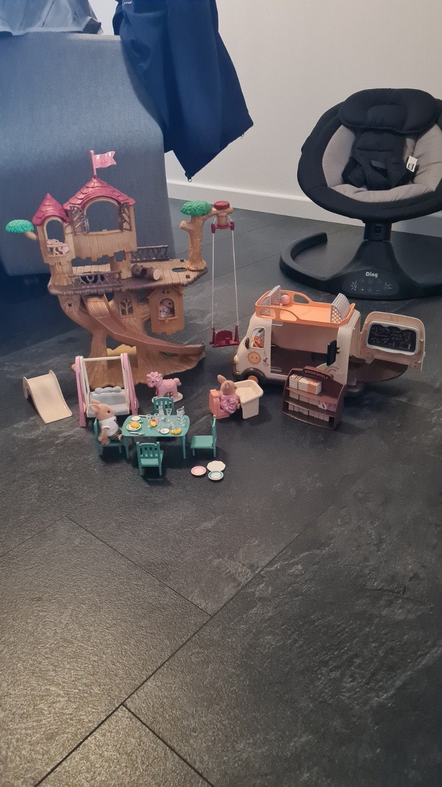 sylvanian families, Ophalen of Verzenden, Zo goed als nieuw, Poppenhuis