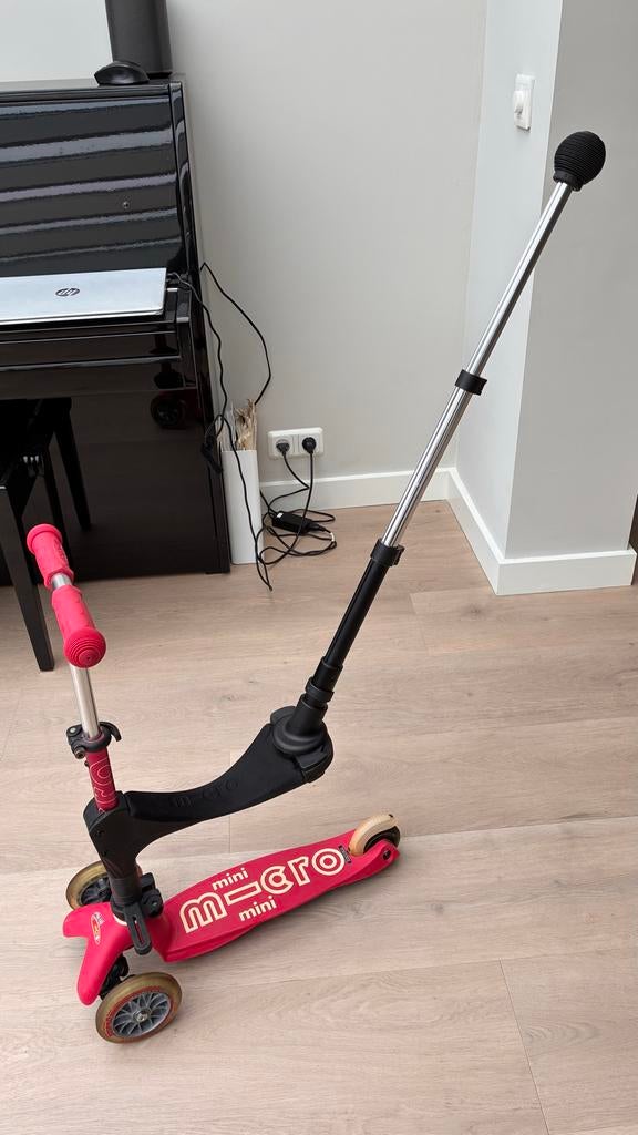 Micro Mini step met extra duwstang, Kinderen en Baby's, Speelgoed | Buiten | Voertuigen en Loopfietsen, Zo goed als nieuw, Overige typen