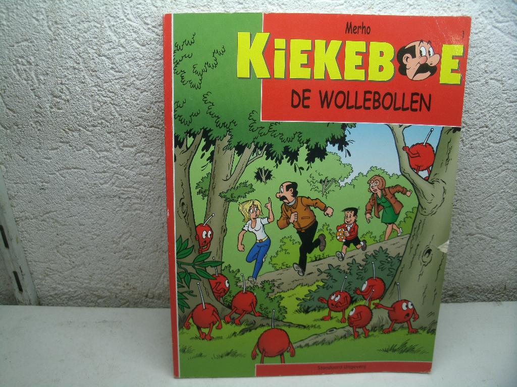 boek 04 kiekeboe de wollebollen, Boeken, Eén stripboek, Ophalen