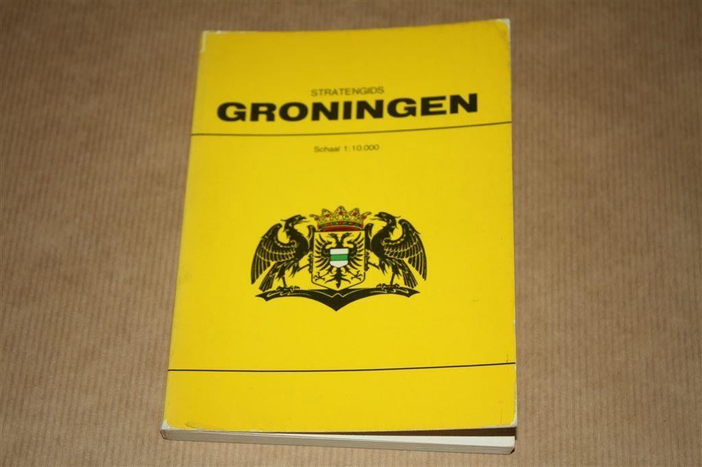 Stratengids Groningen Falkplan - circa 1970, Ophalen of Verzenden, Gelezen