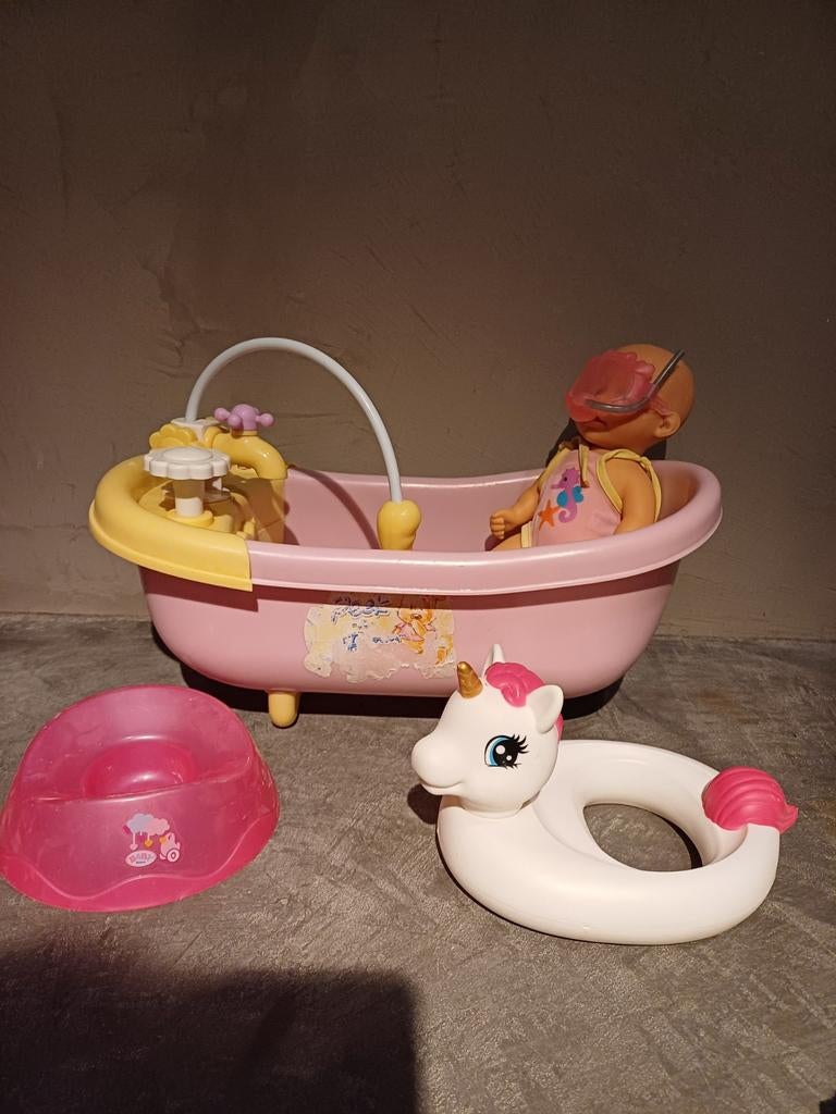 Roze poppen badje met Simba pop, badpak, duikbril, zwemring, Ophalen of Verzenden, Zo goed als nieuw