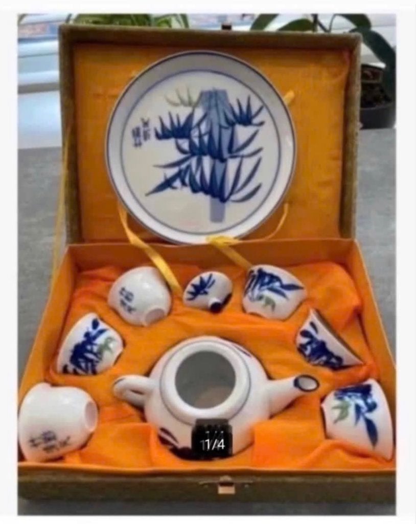 Stenen Japans Chinees serviesje 8-delig, in doos, Antiek en Kunst, Ophalen of Verzenden