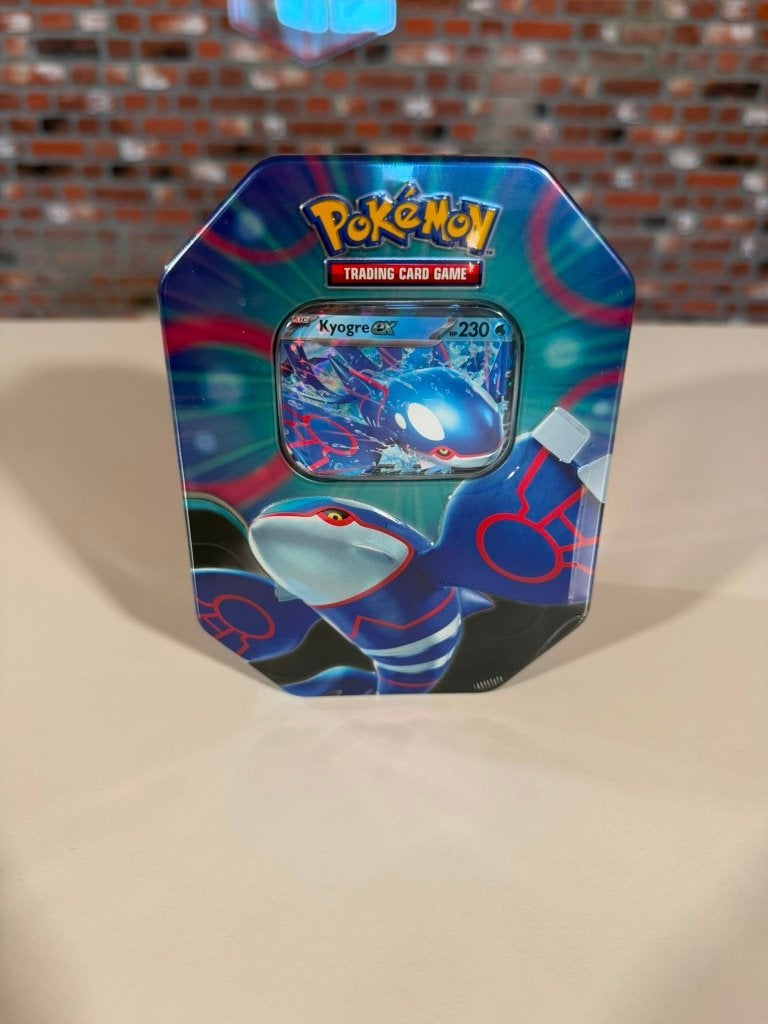 Pokémon - Azure Legends EX Tin - Kyogre EX, Hobby en Vrije tijd, Verzamelkaartspellen | Pokémon, Ophalen of Verzenden, Nieuw, Foil