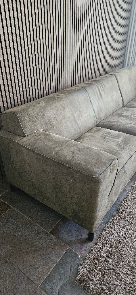 Hoekbank  groen, Ophalen, 250 tot 300 cm, Gebruikt, Minder dan 75 cm