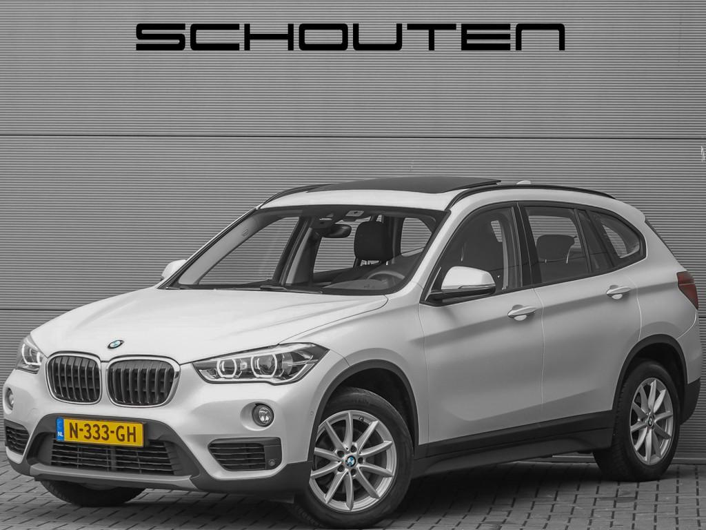 BMW X1 sDrive18d Automaat Pano Handel/Export (bj 2016), 136 pk, 4 cilinders, 1445 kg, Leder