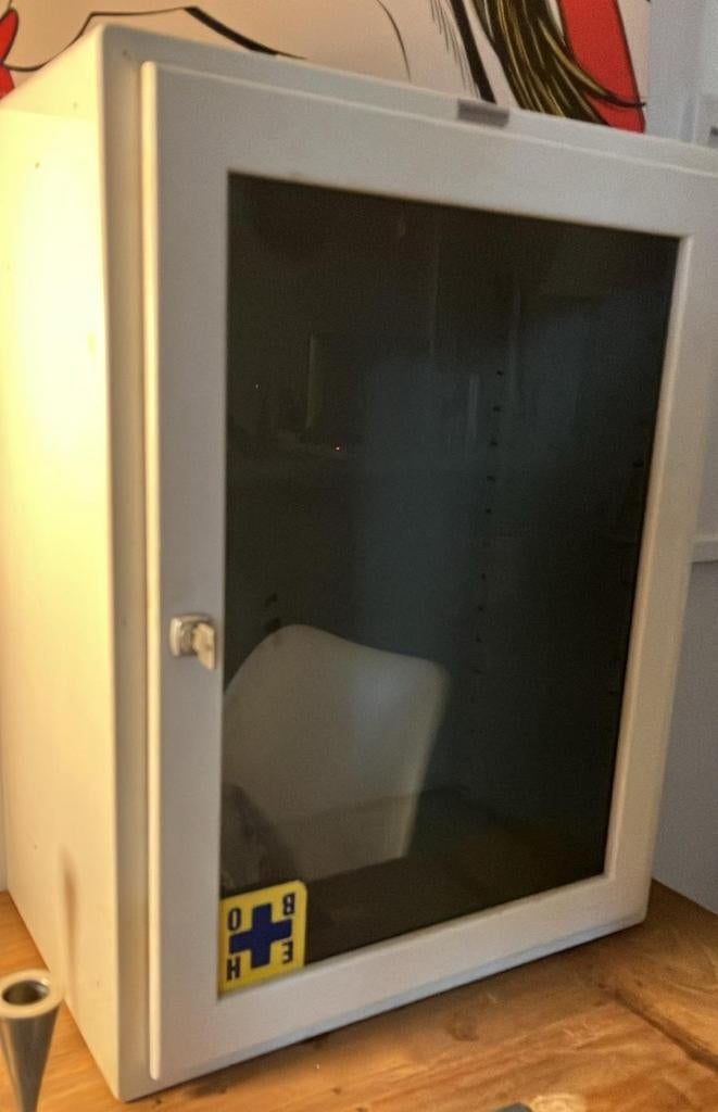 Vintage Wit medicijnkastje met glazen deur, Ophalen, Gebruikt