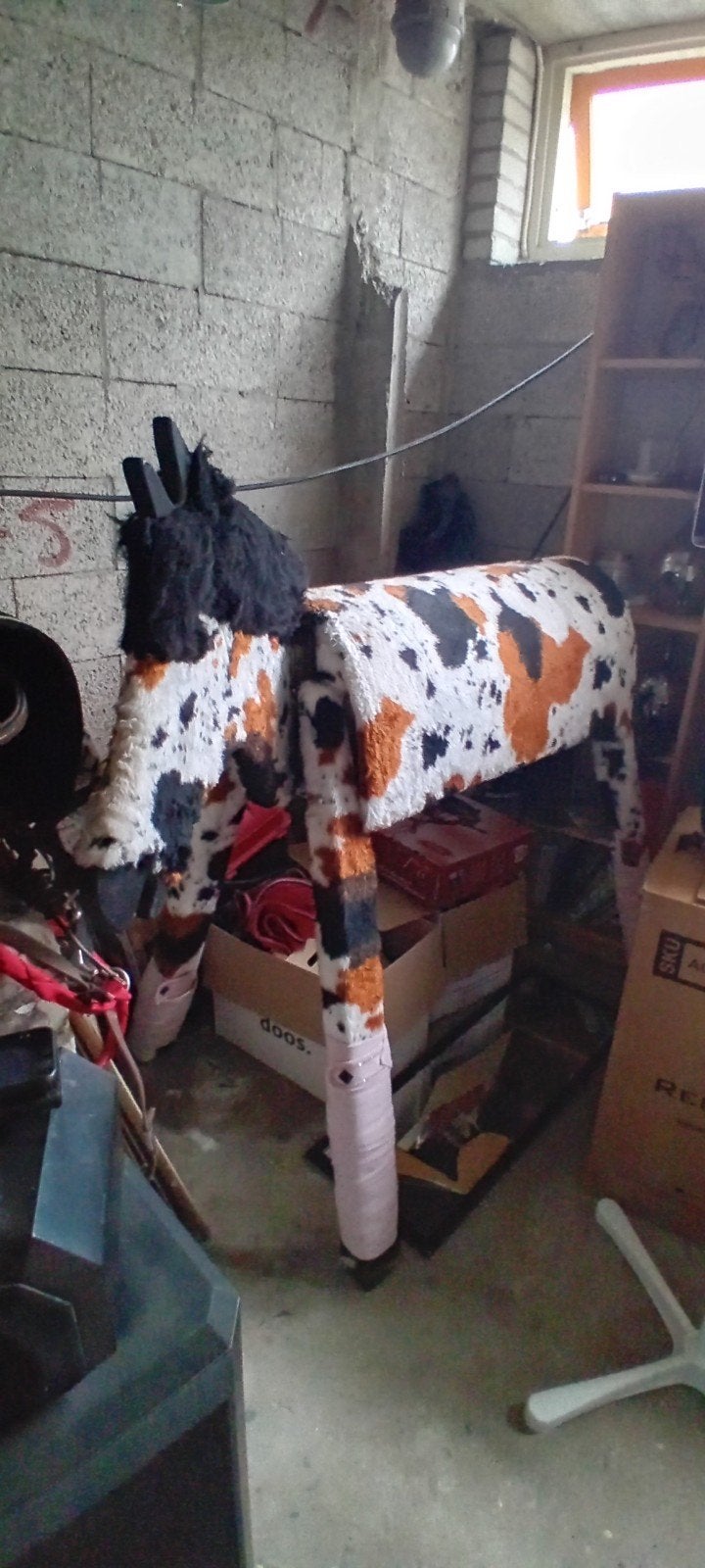Houten Speelpaard "Pinto" - Driekleurig Pluche, Ophalen, Gebruikt, Jongen of Meisje