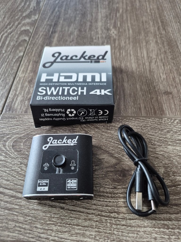 hdmi switch, Audio, Tv en Foto, Ophalen of Verzenden, Zo goed als nieuw, Minder dan 2 meter, HDMI-kabel