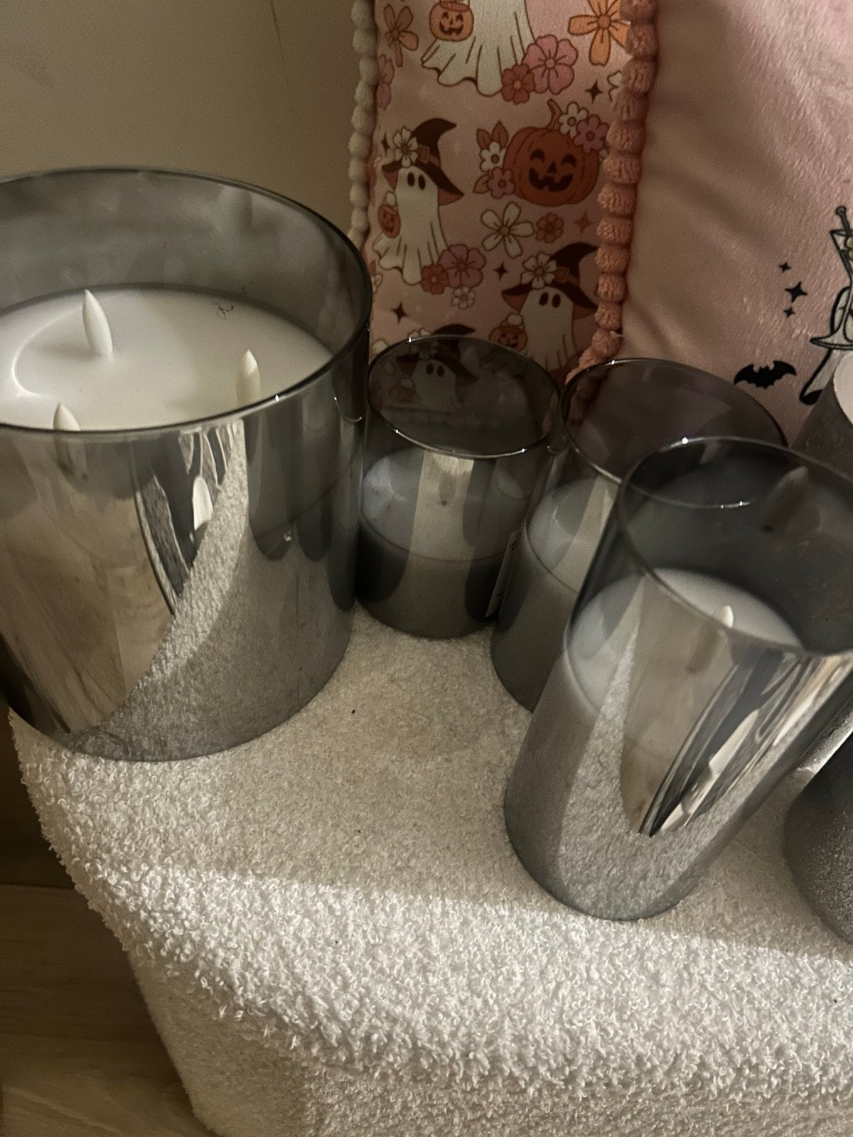 6 stuks: Grote en kleine led kaarsen in glazen houders, Gebruikt, Ophalen of Verzenden, Glas, Grijs