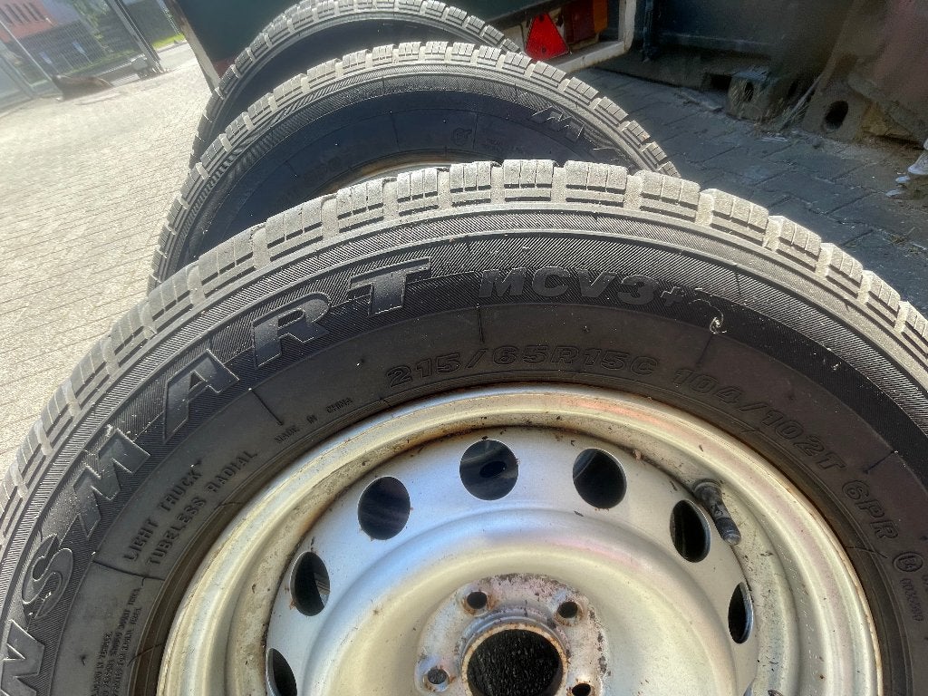 Set banden 215/65R15C voor bestelauto op velg, Ophalen of Verzenden