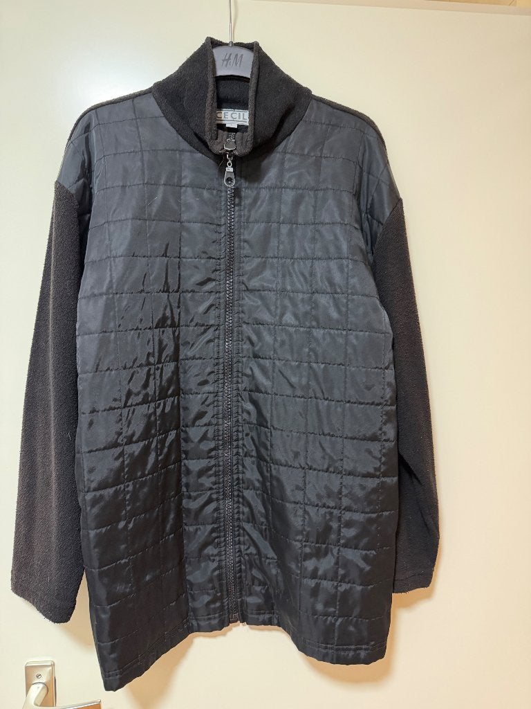 Zwart damesvest maat L, Kleding | Dames, Zwart, Maat 42/44 (L), Ophalen of Verzenden, Gedragen