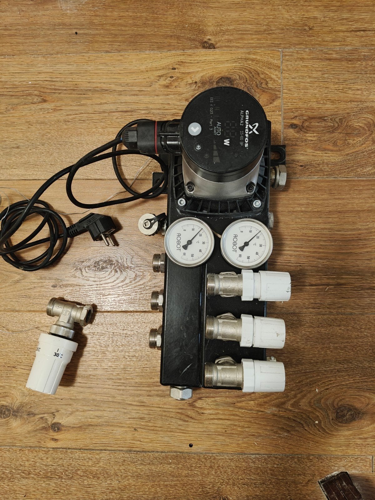 Grundfos ALPHA2 25-40/60 Vloerverwarming met verdeler, Minder dan 30 cm, Overige typen, Minder dan 60 cm, Ophalen of Verzenden