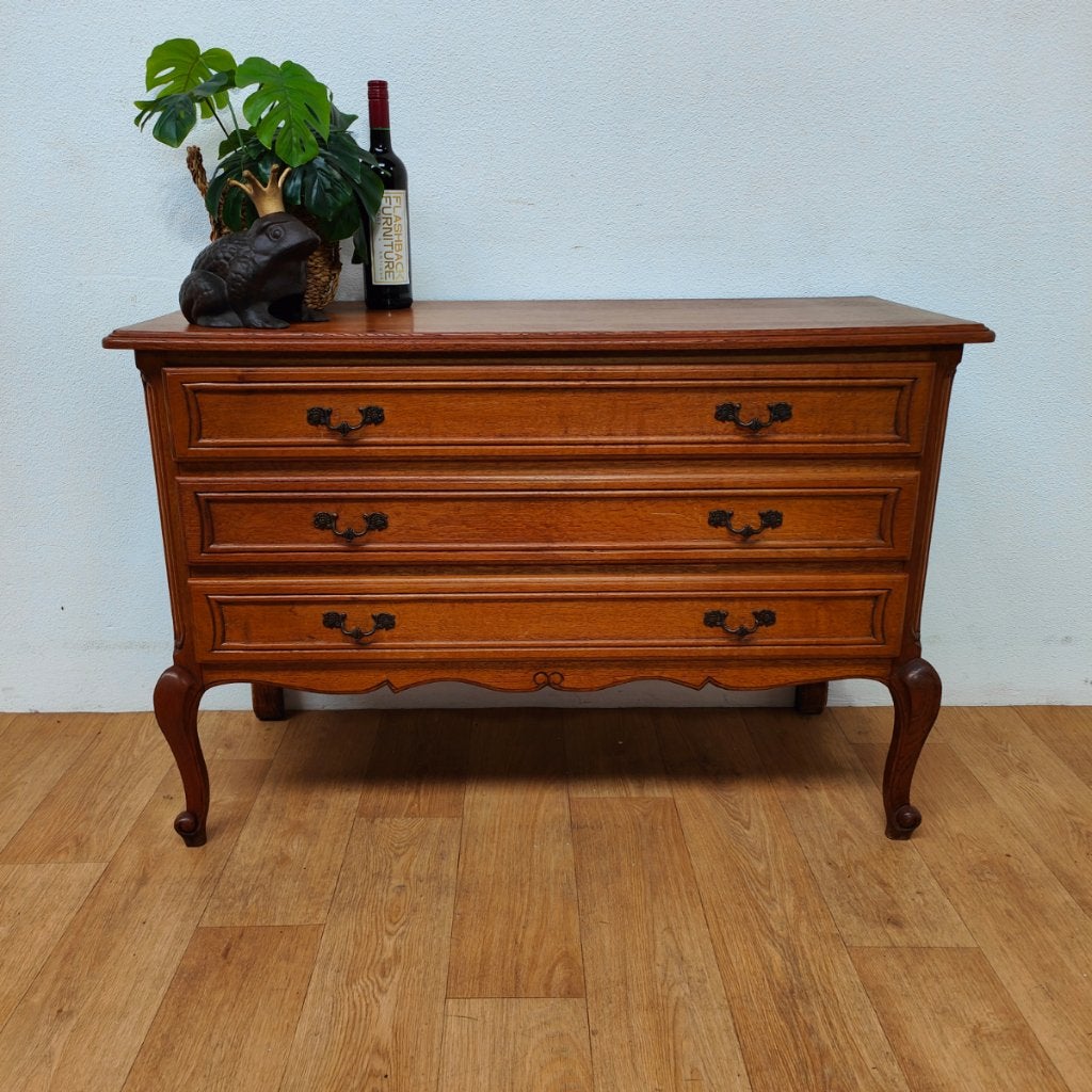 Vintage houten Queen Ann ladekastje dressoir ladekast 008, Huis en Inrichting, Valkenswaard, Gebruikt, Info@flashbackfurniture.nl