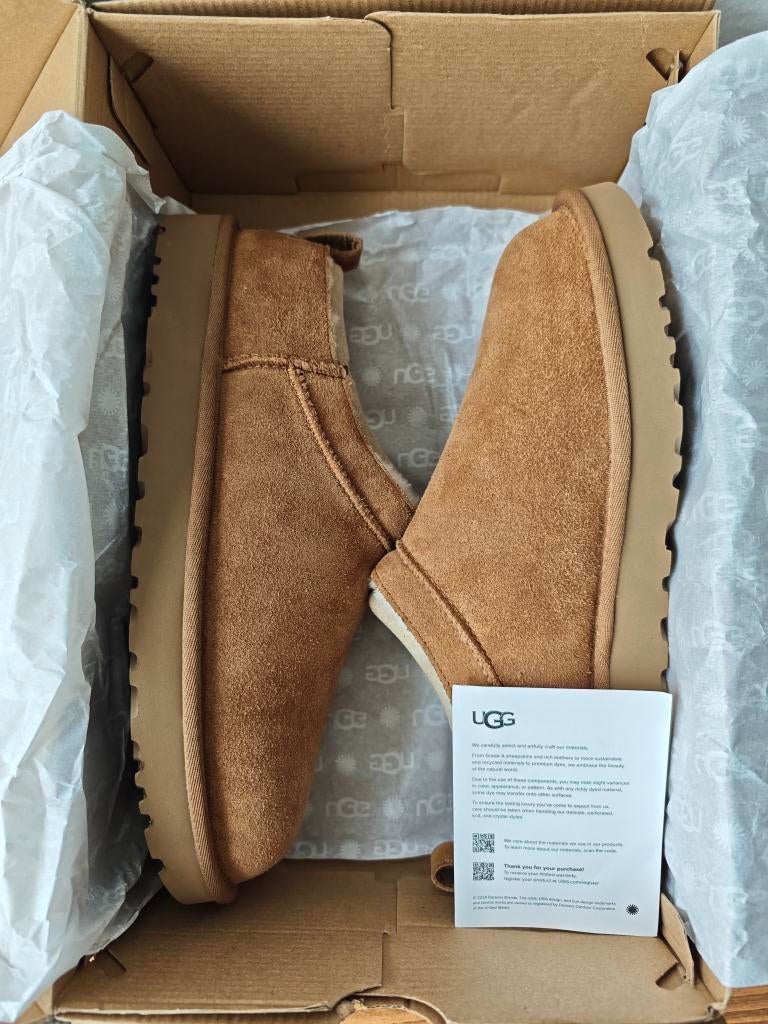 UGG Classic Micro in Chestnut, Kleding | Dames, Schoenen, UGG, Bruin, Lage of Enkellaarzen, Nieuw