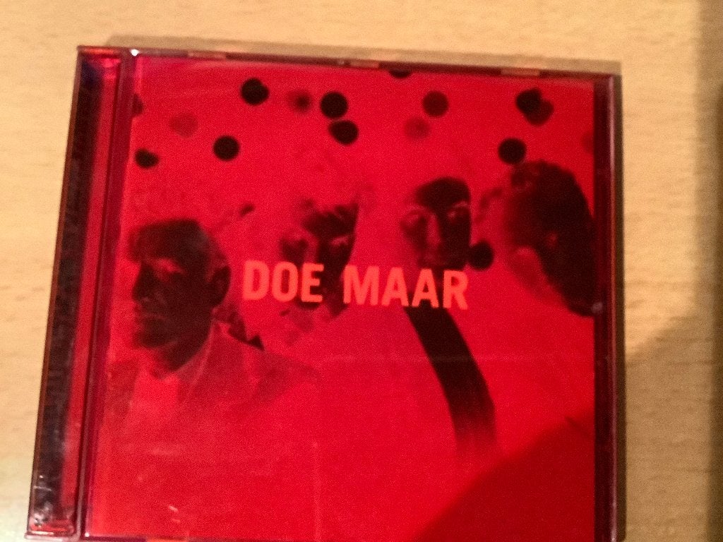 Doe Maar – Klaar – 2000, Cd's en Dvd's, Inclusief boekje, Ophalen of Verzenden, Zo goed als nieuw, Levenslied of Smartlap
